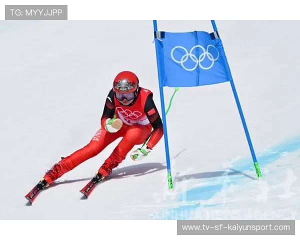 高山滑雪选手在不同赛道条件下完成多项测试