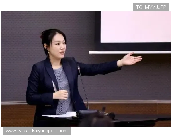 年轻人懒？北大教授时间表引发网友“劳模”大战